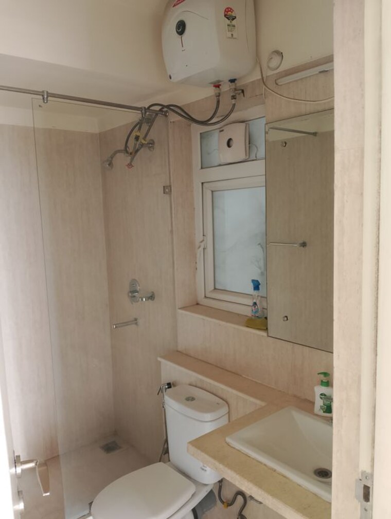 Bathroom, dlf-the-skycourt 3 Bedroom 1930 Sq.Ft. Apartment In Sector 86 Gurgaon 10430782