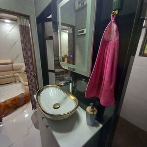 Bathroom in 1 BHK Apartment at Mamta Sankalp, Goregaon East – for Rent