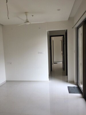 Room in 2 BHK Apartment at Runwal The Central Park, Chinchwad – for Rent