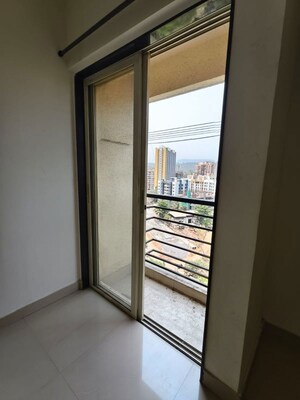 Room in 3 BHK Apartment at DB Parkwoods, Kasarvadavali – for Sale