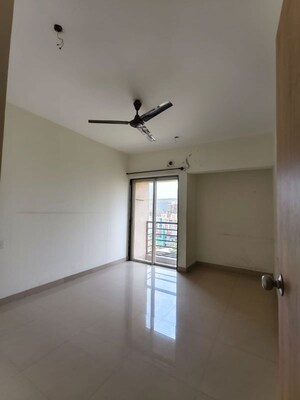 Room in 3 BHK Apartment at DB Parkwoods, Kasarvadavali – for Sale