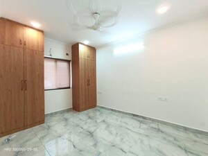 Room in 2 BHK Builder Floor at Lucky The Palm Valley, Sector 1 Greater Noida – for Rent
