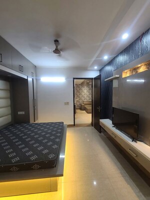 Living Room in 1 BHK Builder Floor at Sector 51 – for Rent