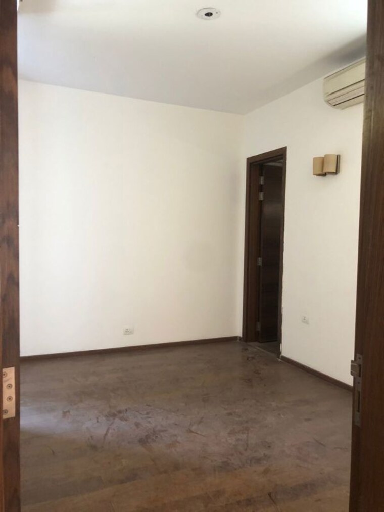 Room, m3m-golf-estate 3 Bedroom 3500 Sq.Ft. Apartment In Sector 65 Gurgaon 10430872