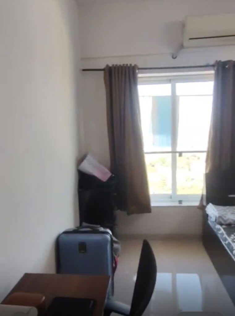 Living Room, romell-aether 2 Bedroom 713 Sq.Ft. Apartment In Goregaon East Mumbai 10430881