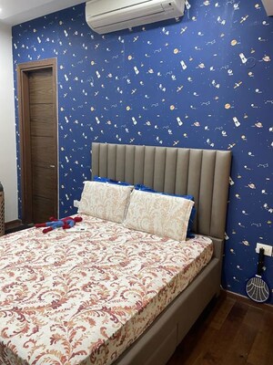 Bedroom in 3 BHK Apartment at M3M Golf Estate, Sector 65 – for Rent
