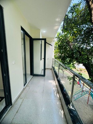 Balcony in 3 BHK Builder Floor at Palm Residency Chhatarpur, Chattarpur – for Rent