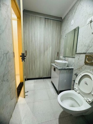 Bathroom in 3 BHK Builder Floor at Palm Residency Chhatarpur, Chattarpur – for Rent