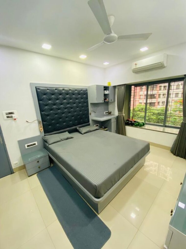 Master Bedroom, oshiwara-mhada 2 Bedroom 1000 Sq.Ft. Apartment In Andheri West Mumbai 10430958