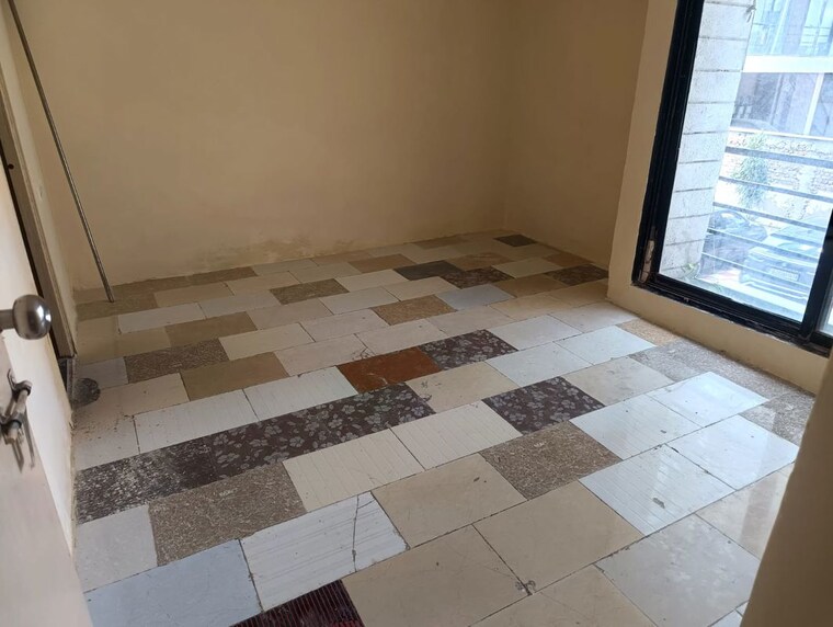 Room, satellite 2 Bedroom 250 Sq.Ft. Apartment In Satellite Ahmedabad 10430963