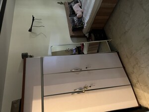 Room in 3.5 BHK Builder Floor at Shivalik Colony – for Rent