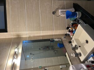Bathroom in 3.5 BHK Builder Floor at Shivalik Colony – for Rent
