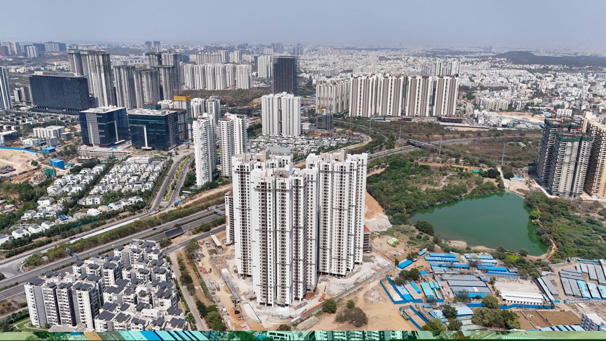 3 BHK 1750 Sq.Ft. Apartment in Ramky One Odyssey