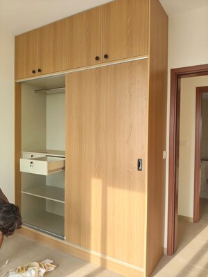 Room in 1.5 BHK Apartment at Brigade El Dorado, Bagaluru – for Rent