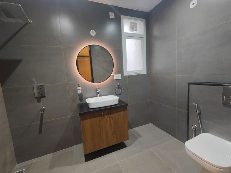Bathroom, abhee-aaria 3.5 Bedroom 2030 Sq.Ft. Apartment In Gunjur Bangalore 10430966