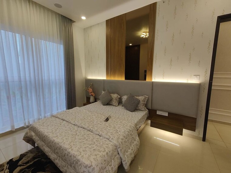 Bedroom, abhee-aaria 3.5 Bedroom 2030 Sq.Ft. Apartment In Gunjur Bangalore 10430966