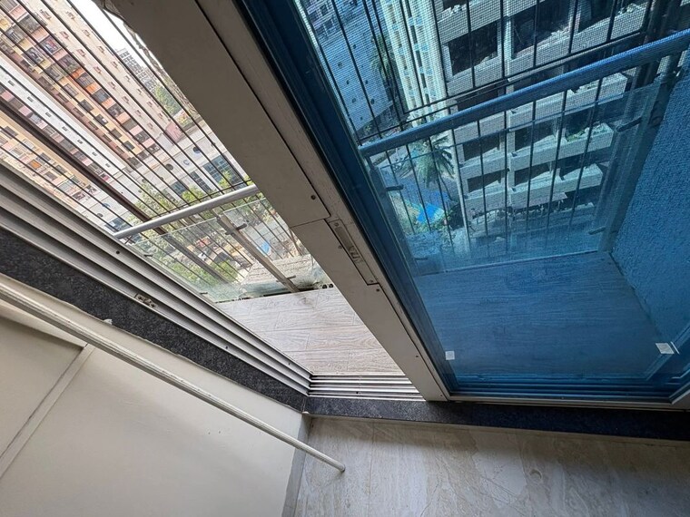 Balcony, platinum-tower-7 2 Bedroom 550 Sq.Ft. Apartment In Andheri West Mumbai 10431014