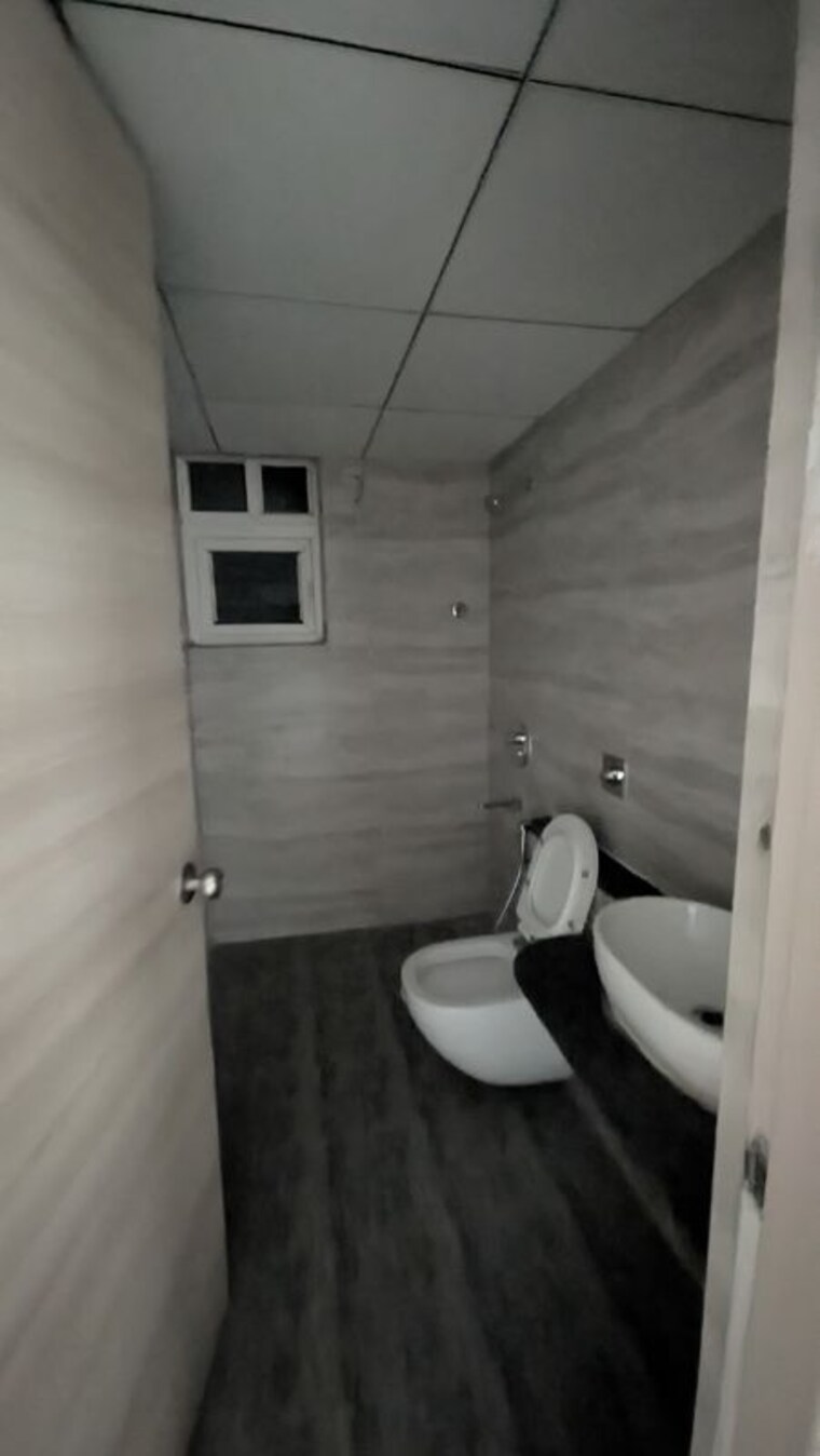 Bathroom, ds-max-skycity 3 Bedroom 2293 Sq.Ft. Apartment In Thanisandra Bangalore 10431013