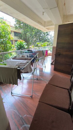Team Area in 4 BHK Apartment at Joshi Vadi – for Rent