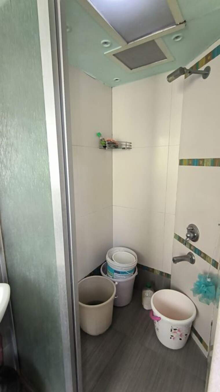 Bathroom, joshi vadi 4 Bedroom 2500 Sq.Ft. Apartment In Joshi Vadi Mumbai 10430995