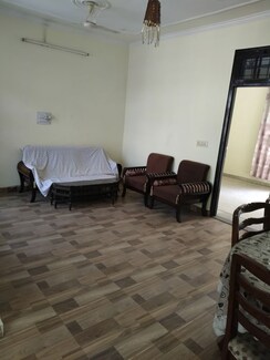2 BHK Builder Floor For Rent in Sector 47