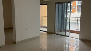 Room in 2 BHK Apartment at Gera Planet Of Joy, Kharadi – for Rent