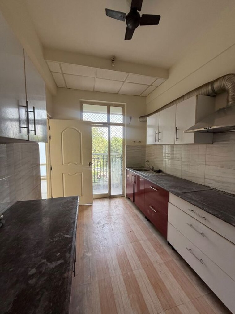 Kitchen, ansal-sushant-golf-city-celebrity-greens 4 Bedroom 2500 Sq.Ft. Apartment In Sushant Golf City Lucknow 10431072
