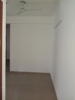 Room in 3 BHK Apartment at Mahagun Mywoods, Sector 16c Greater Noida – for Rent