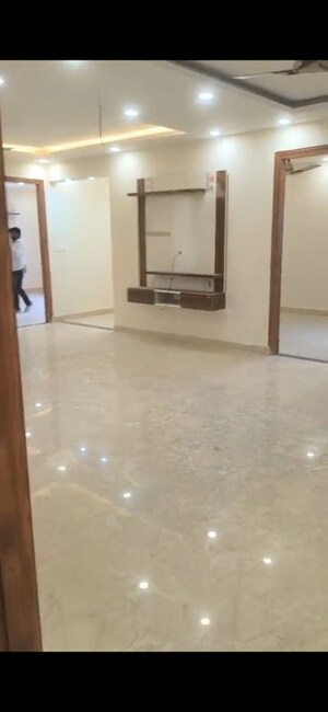 4 BHK Builder Floor For Rent in Sector 21c