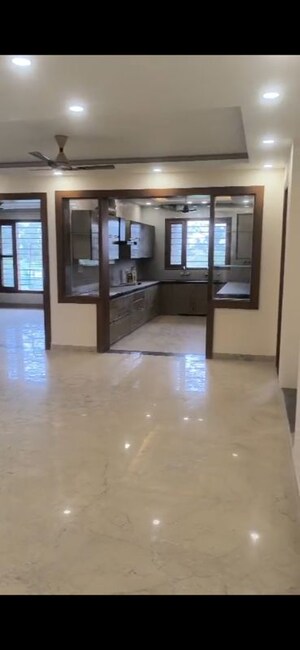 Living Room in 4 BHK Builder Floor at Sector 21c – for Rent