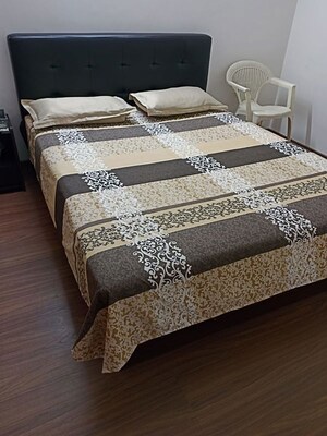 Bedroom in 4 BHK Apartment at Orchid Petals, Sector 49 – for Sale