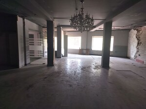Room in  Office Space at Defence Colony – for Rent