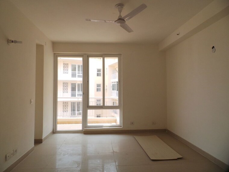 Room, gpl-eden-heights 2 Bedroom 1500 Sq.Ft. Apartment In Sector 70 Gurgaon 10431099