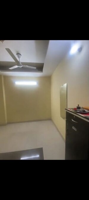 Furnished Amenities in 2 BHK Builder Floor at Vasant Kunj – for Rent
