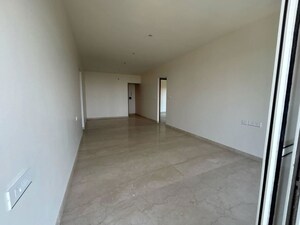 Room in 3.5 BHK Apartment at Sagitarius Bluegrass Residences, Kalyani Nagar – for Rent