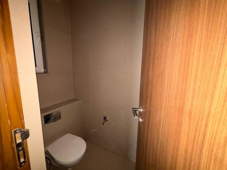 Bathroom, sagitarius-bluegrass-residences 3.5 Bedroom 1700 Sq.Ft. Apartment In Kalyani Nagar Pune 10431127
