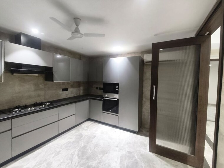 Bedroom, anand lok 4 Bedroom 400 Sq.Yd. Builder Floor In Anand Lok Delhi 10431145