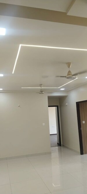 Room in 2 BHK Apartment at Puravankara Purva Atmosphere, Thanisandra Main Road – for Rent