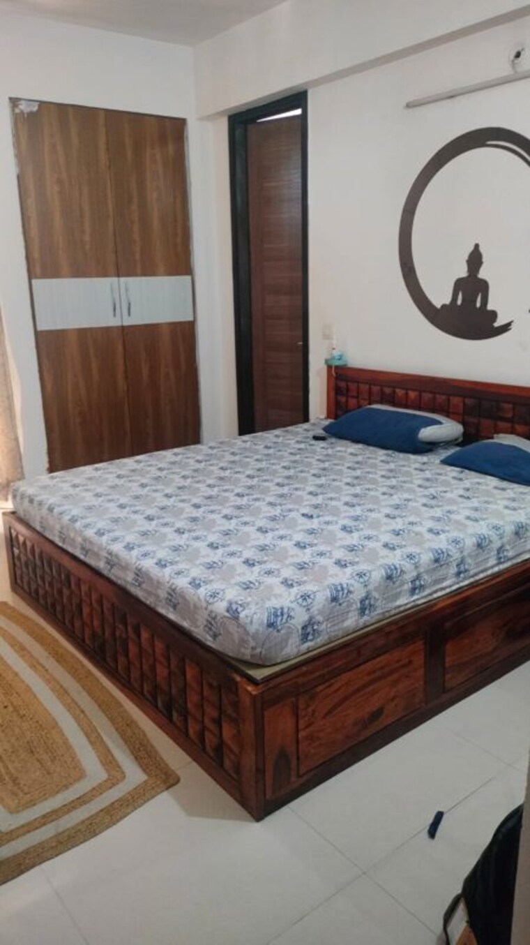 Bedroom, shalimar-one-world-valencia-county 3.5 Bedroom 2200 Sq.Ft. Apartment In Gomti Nagar Lucknow 10431175