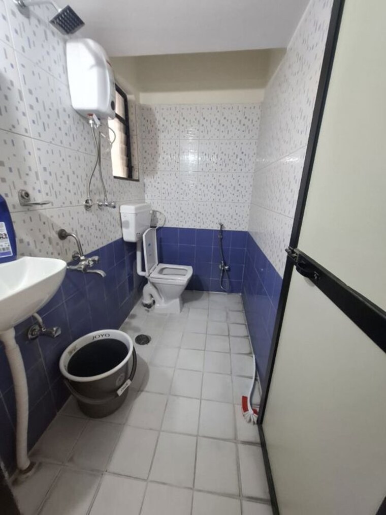 Team Area, vijay-park-building-no-18-to-21-chs-ltd 2 Bedroom 660 Sq.Ft. Apartment In Kasarvadavali Thane 10431181