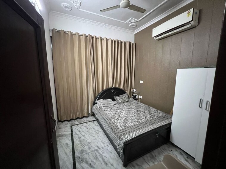 Bedroom, motia-royal-citi-apartments 3 Bedroom 2250 Sq.Ft. Independent House In Ghazipur Zirakpur 10431180