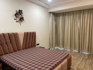 Bedroom in 3 BHK Builder Floor at Sector 21 – for Rent