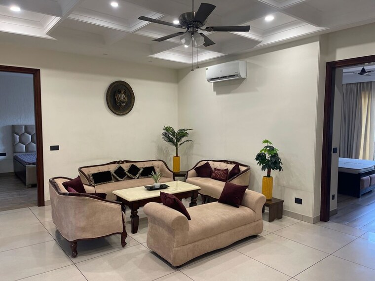 Team Area, sector 21 3 Bedroom 2500 Sq.Ft. Builder Floor In Sector 21 Chandigarh 10431166