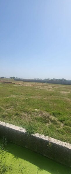 Plot For Sale in Noida Golf Course