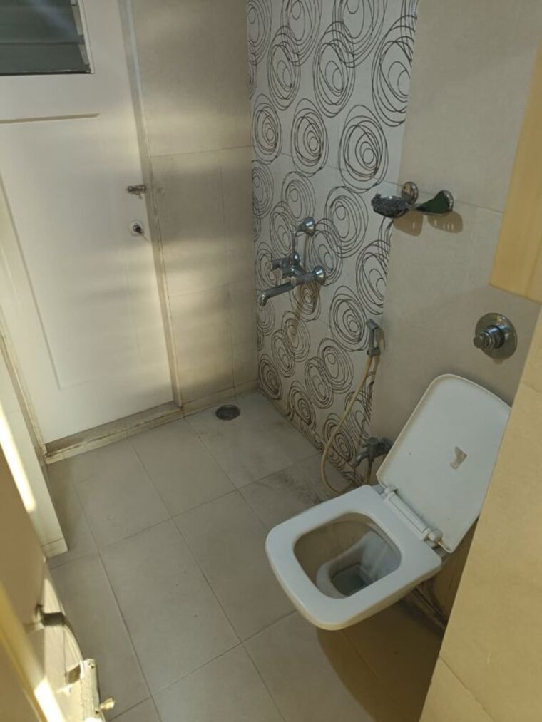 Bathroom, kipl-morya 2 Bedroom 600 Sq.Ft. Apartment In Kasarvadavali Thane 10431210