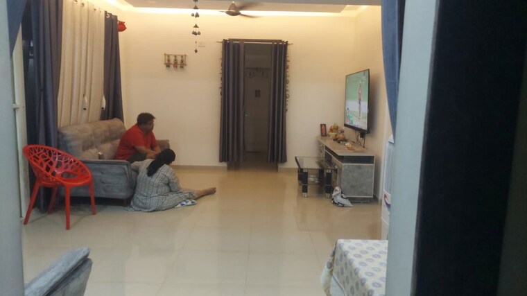 Living Room, kanan-enclave 3 Bedroom 830 Sq.Ft. Apartment In Kharadi Pune 10431202