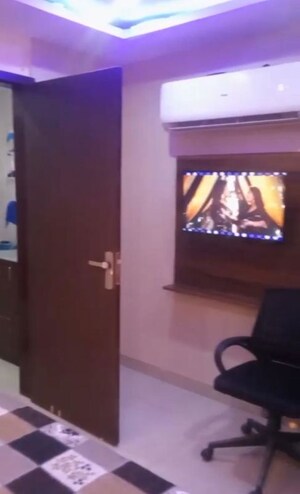 Furnished Amenities in Studio Apartment at Chandigarh Citi Center, Vip Road – for Rent