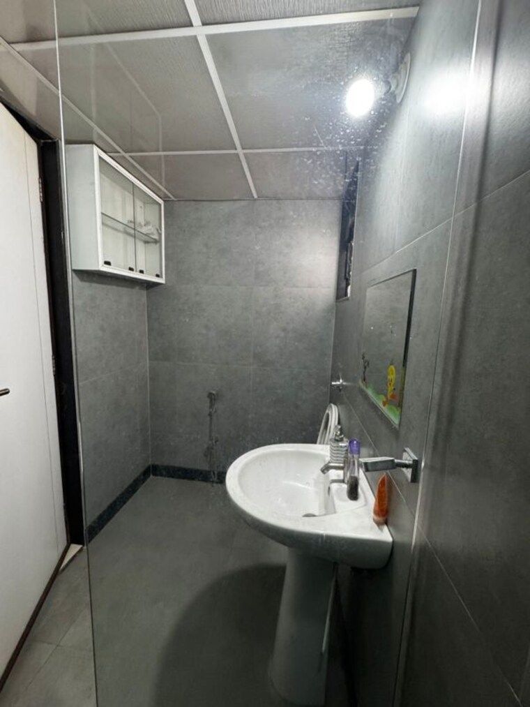 Bathroom, alcon-renaissant 2 Bedroom 850 Sq.Ft. Apartment In Kharadi Pune 10431158