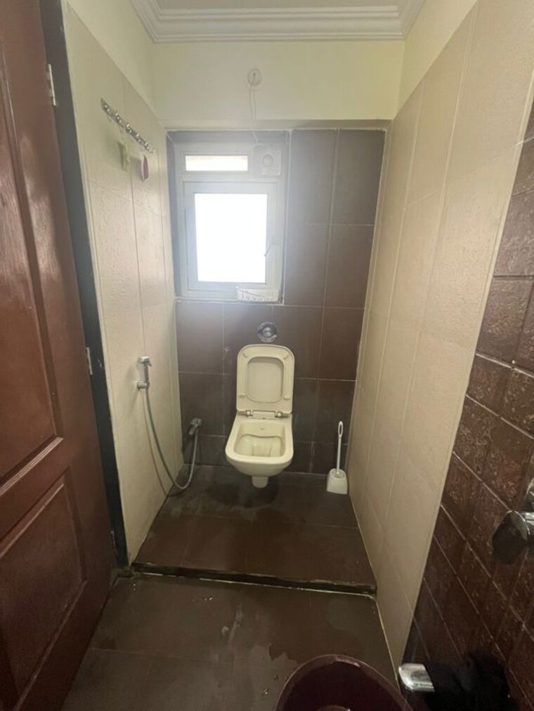 Bathroom, paradigm-zenith-pushpanjali-residency-phase-iii 1 Bedroom 380 Sq.Ft. Apartment In Ghodbunder Road Thane 10431225