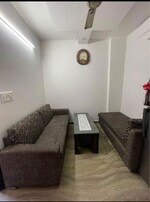 1 BHK 400 Sq.Ft. Builder Floor in Rohini Sector 8
